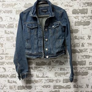 Rue21 Women's Classic Blue Jean Jacket